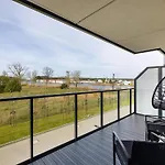 Comfortable Apartment, River View, Indoor Pool Apartamento