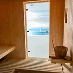 Comfortable Apartment, River View, Indoor Pool *
