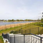 Comfortable Apartment, River View, Indoor Pool Dziwnów