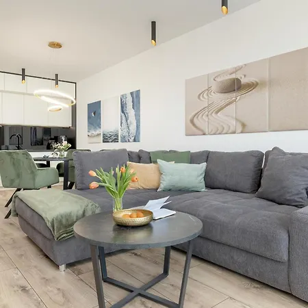 Beautiful Apartment, Swimming Pool, Sauna,