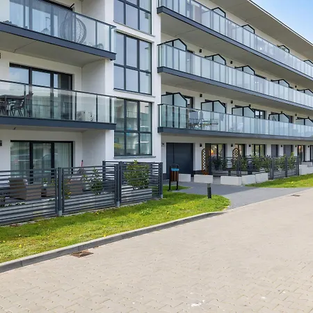Comfortable Apartment, River View, Indoor Pool アパート *