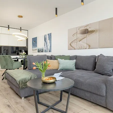Comfortable Apartment, River View, Indoor Pool Lägenhet Dziwnów