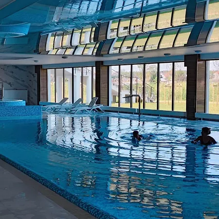 Comfortable Apartment, River View, Indoor Pool Dziwnów